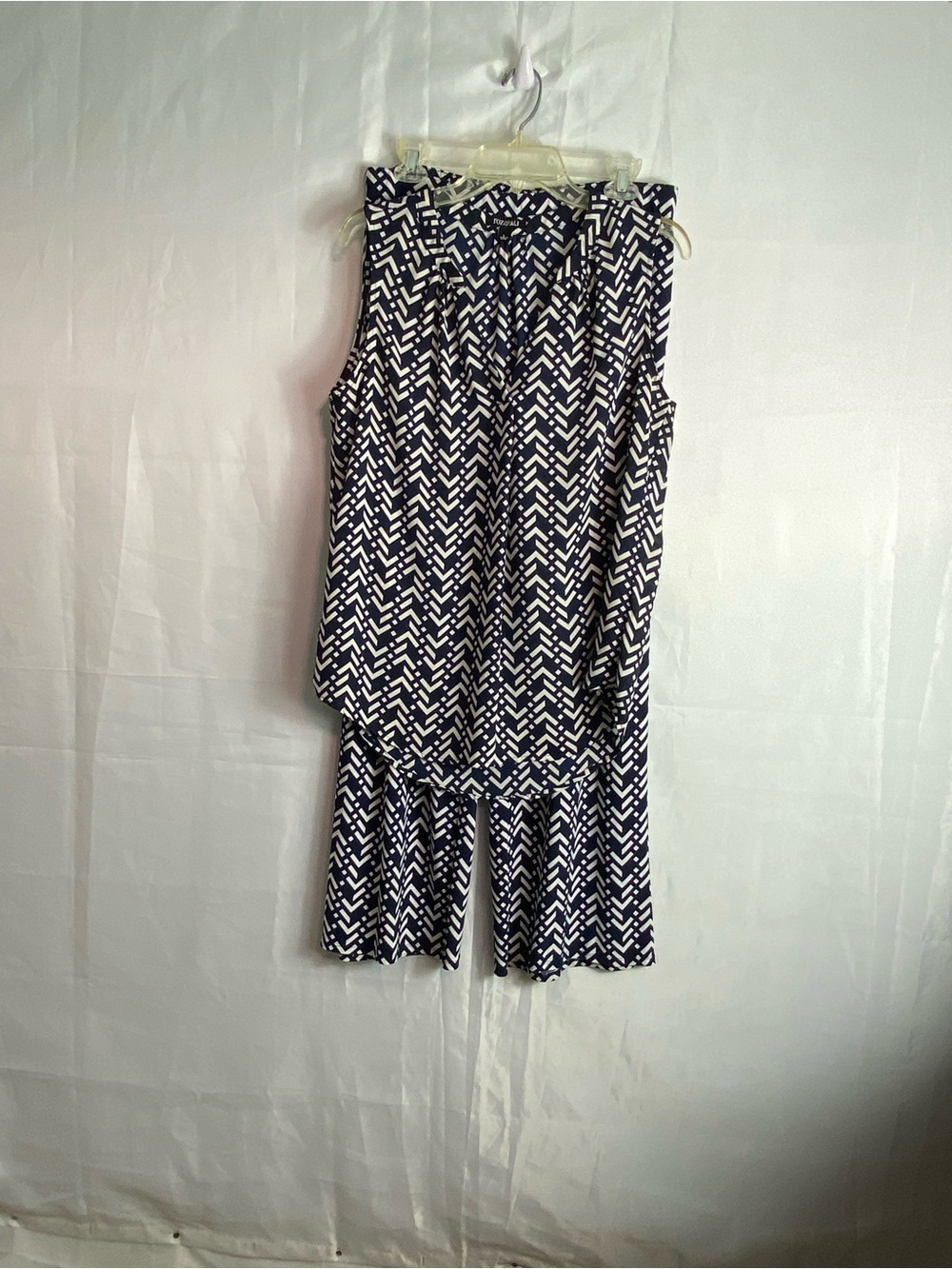 Sleeveless Navy & White Printed Pantsuit